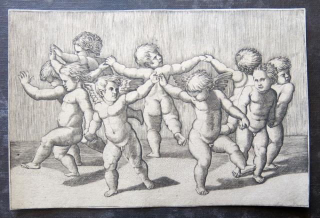 Putti in cerchio che danzano